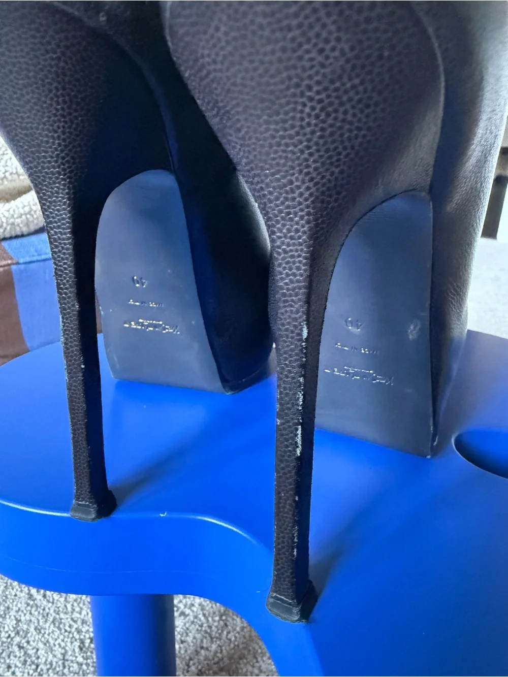 Yves Saint Laurent Black Leather Platform Pumps